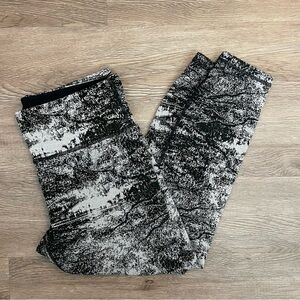 Athleta Elation Abstract Print Tights